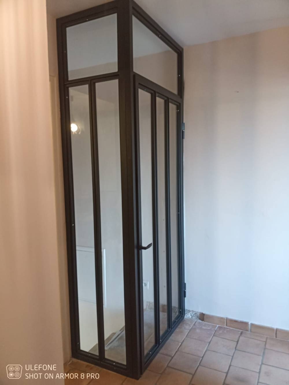 Verrière avec porte à Lauris