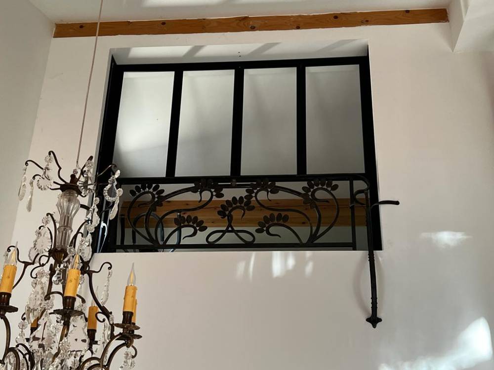 Verrière, balcon à Puget