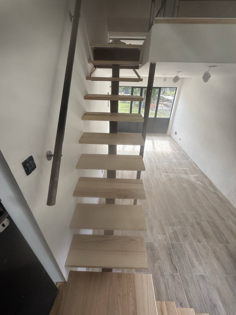 Rampe et escalier quart tournant brut à Puyvert - Grande