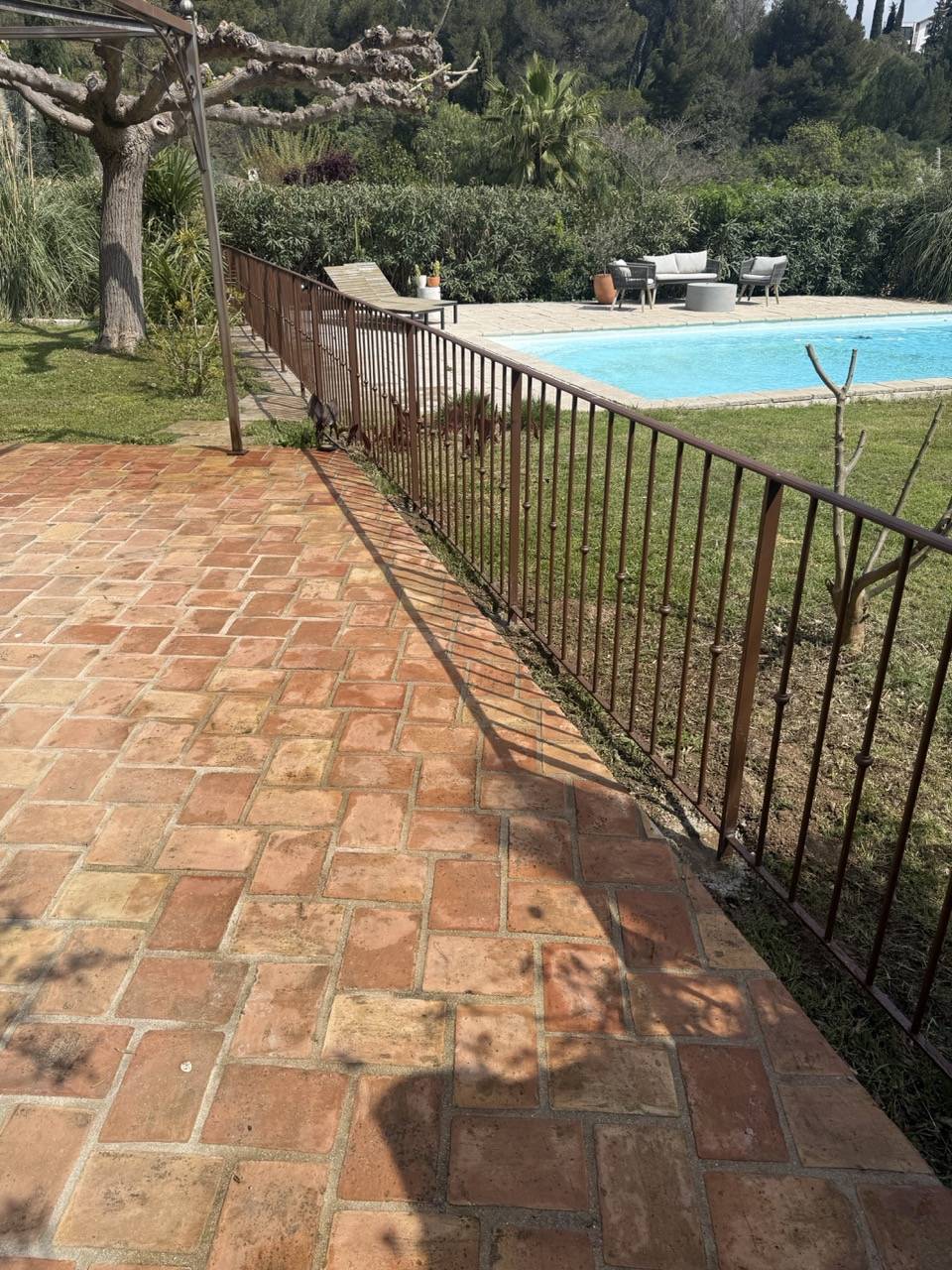 Garde-corps thermolaqués à Marseille - Grande