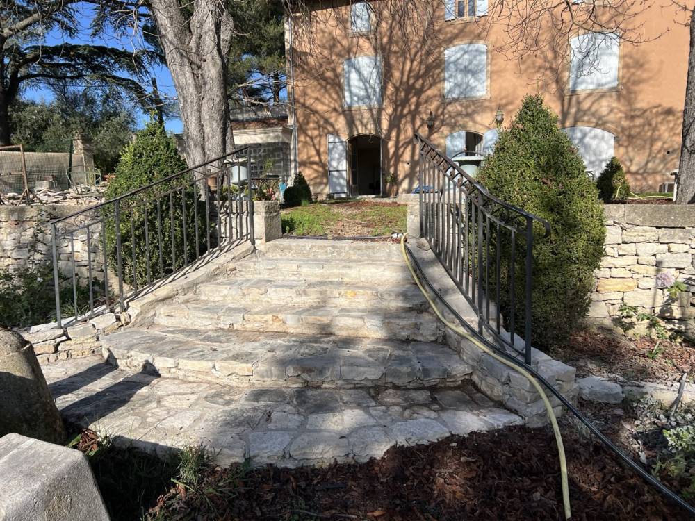 Garde-corps brut, Puyricard - Grande