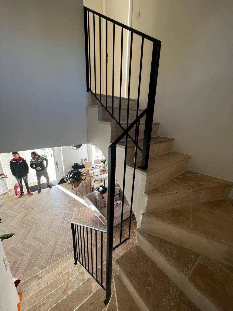 Garde-corps escalier, à Puget